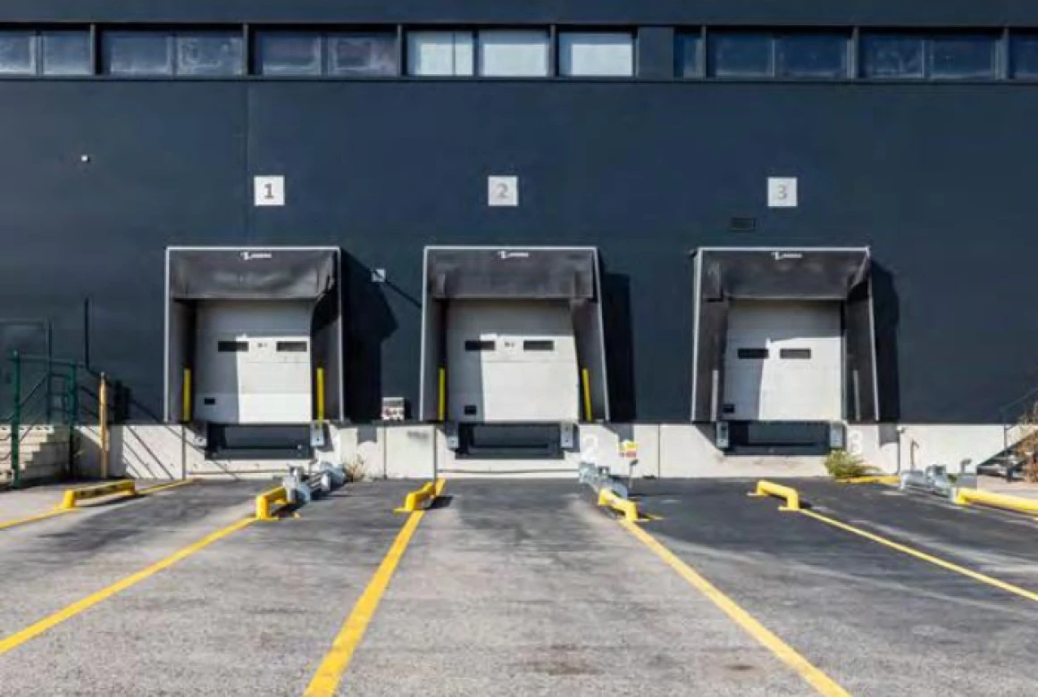 Polígono Industrial Los Olivos - 7.306 m²