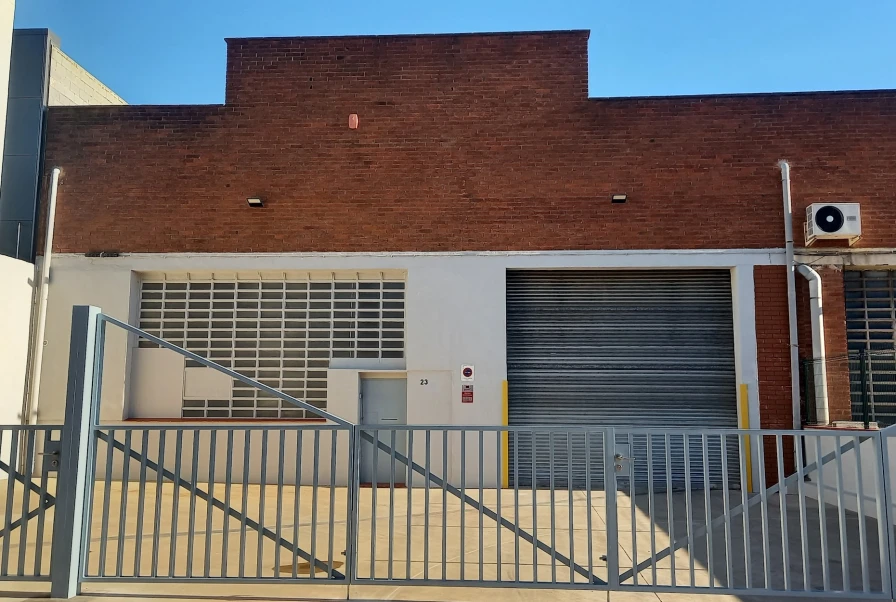 Nave Industrial La Llagosta