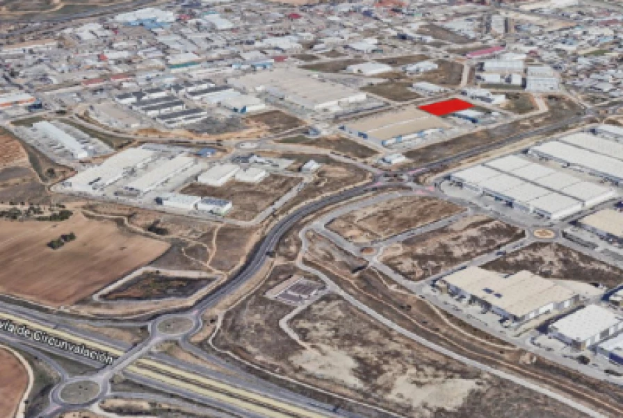 Nave logística San Fernando de Henares 8.700 m²