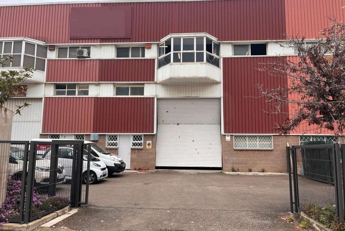 NAVE INDUSTRIAL SANT FELIU DE LLOBREGAT