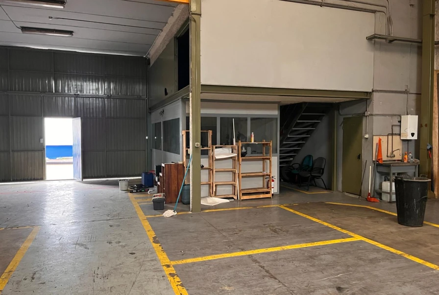 Nave industrial en Sant Andreu de la Barca