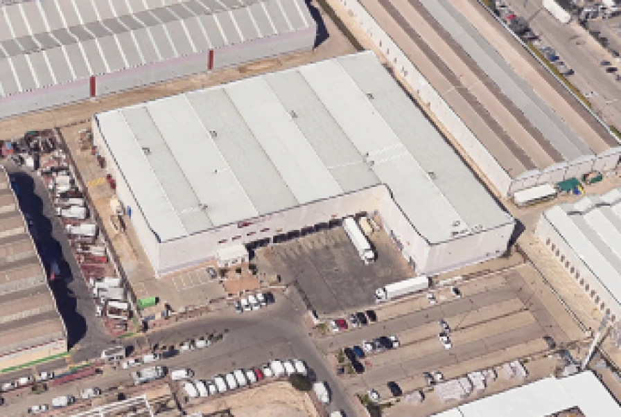 Nave en alquiler de 8.235 m²