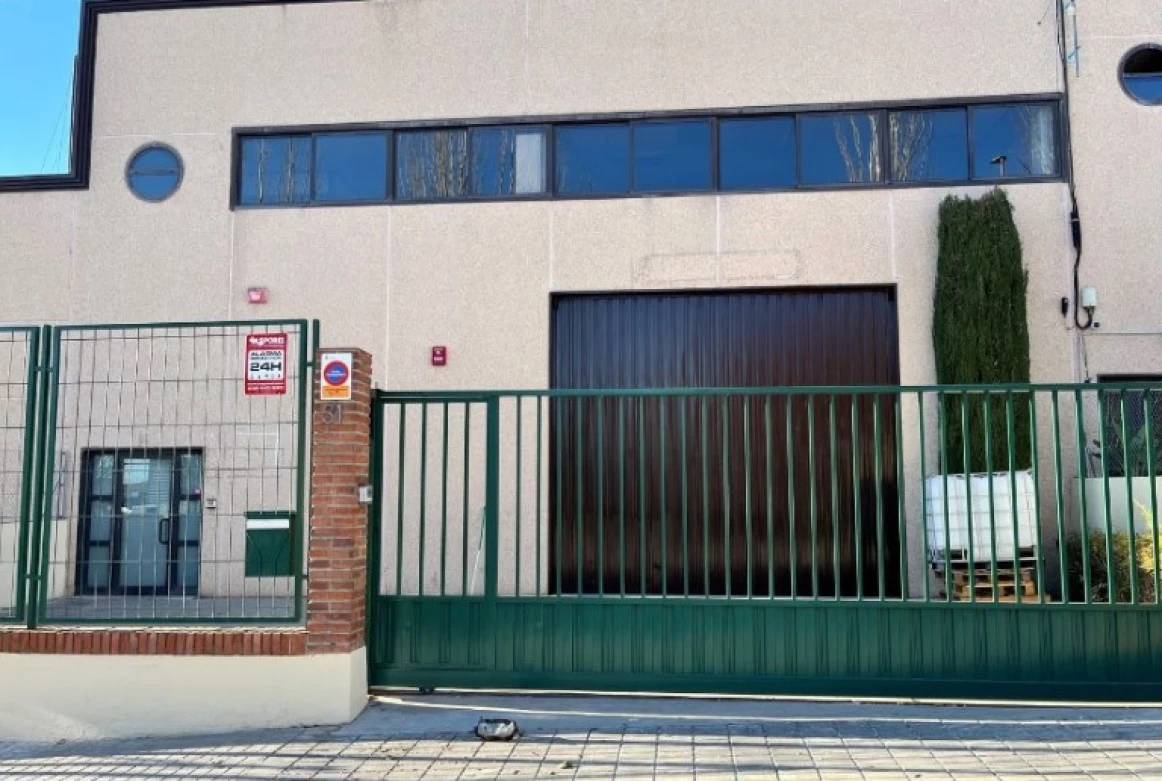 NAVE INDUSTRIAL SANT FELIU DE LLOBREGAT