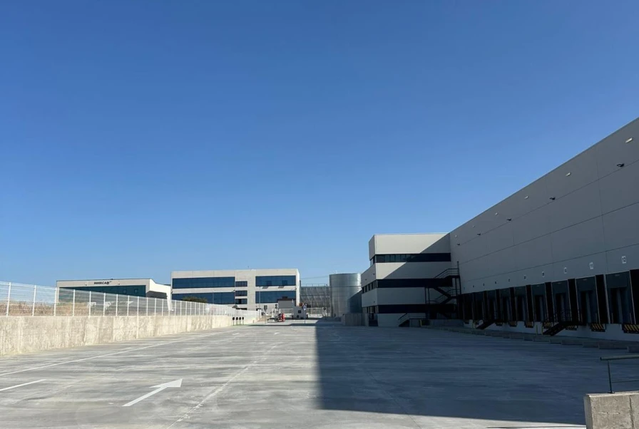 Polígono Industrial  Las Arenas Pinto 13.204 m²