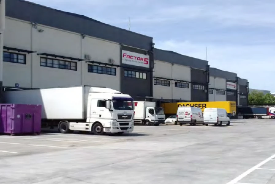 Nave logística en QUER