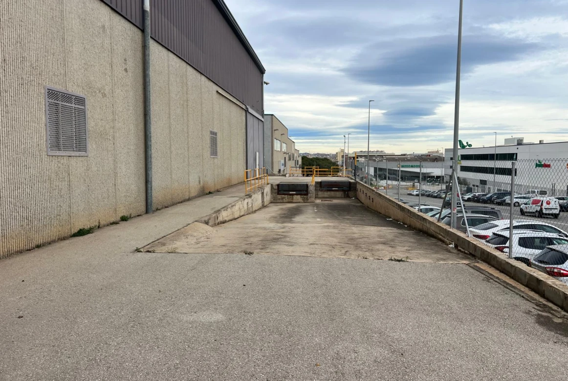 NAVE LOGISTICA SANT BOI DE LLOBREGAT