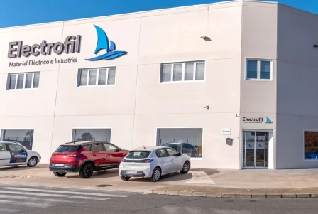 Venta de nave industrial de 2.251 m² en Numancia de Sagra