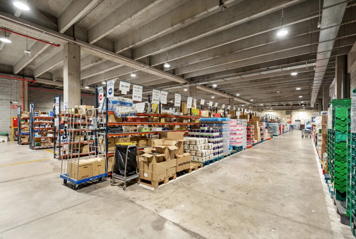 Nave Logistica en Montcada i Reixac