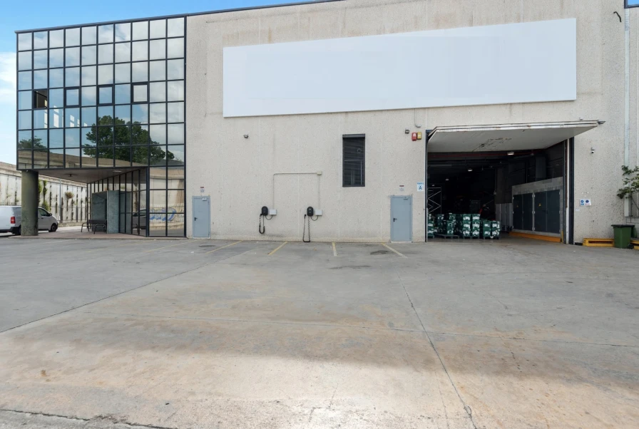 Nave Logistica en Montcada i Reixac
