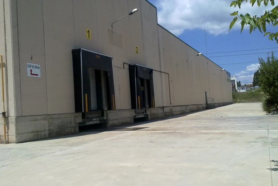 NAVE INDUSTRIAL CASTELLBISBAL