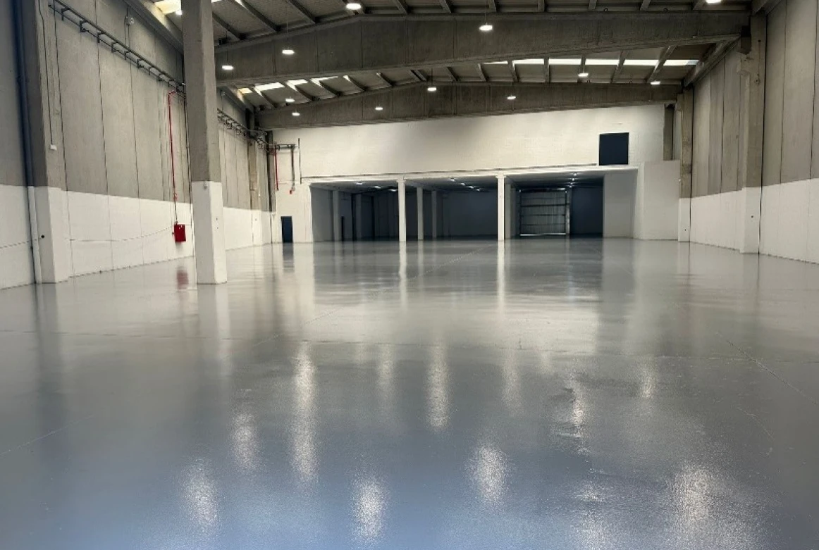 NAVE LOGISTICA MOLLET DEL VALLES