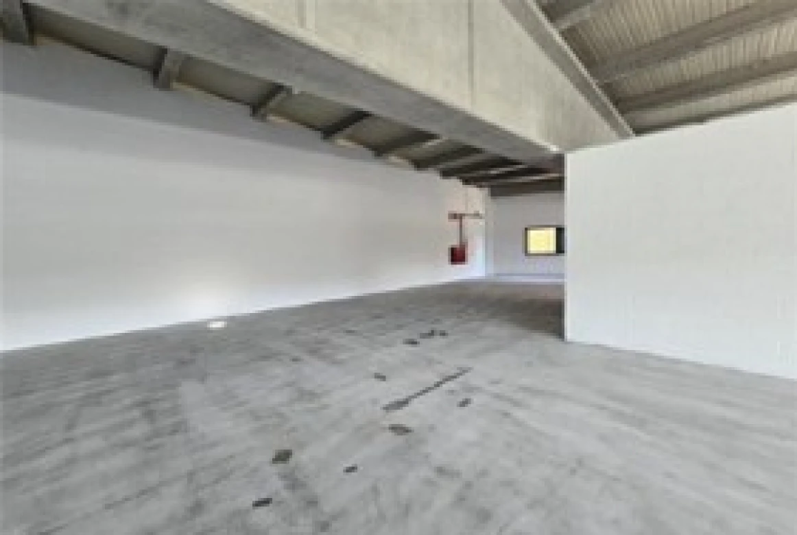 NAVE LOGISTICA MOLLET DEL VALLES