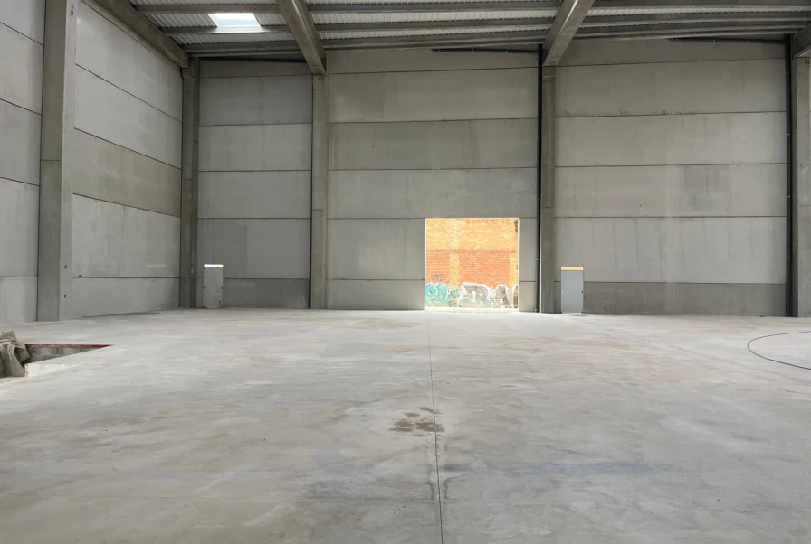 NAVE LOGISTICA CORNELLA DE LLOBREGAT