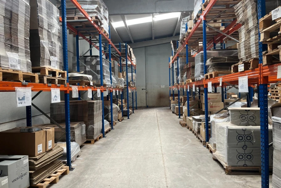 NAVE INDUSTRIAL EN VENTA  EN PALLEJA