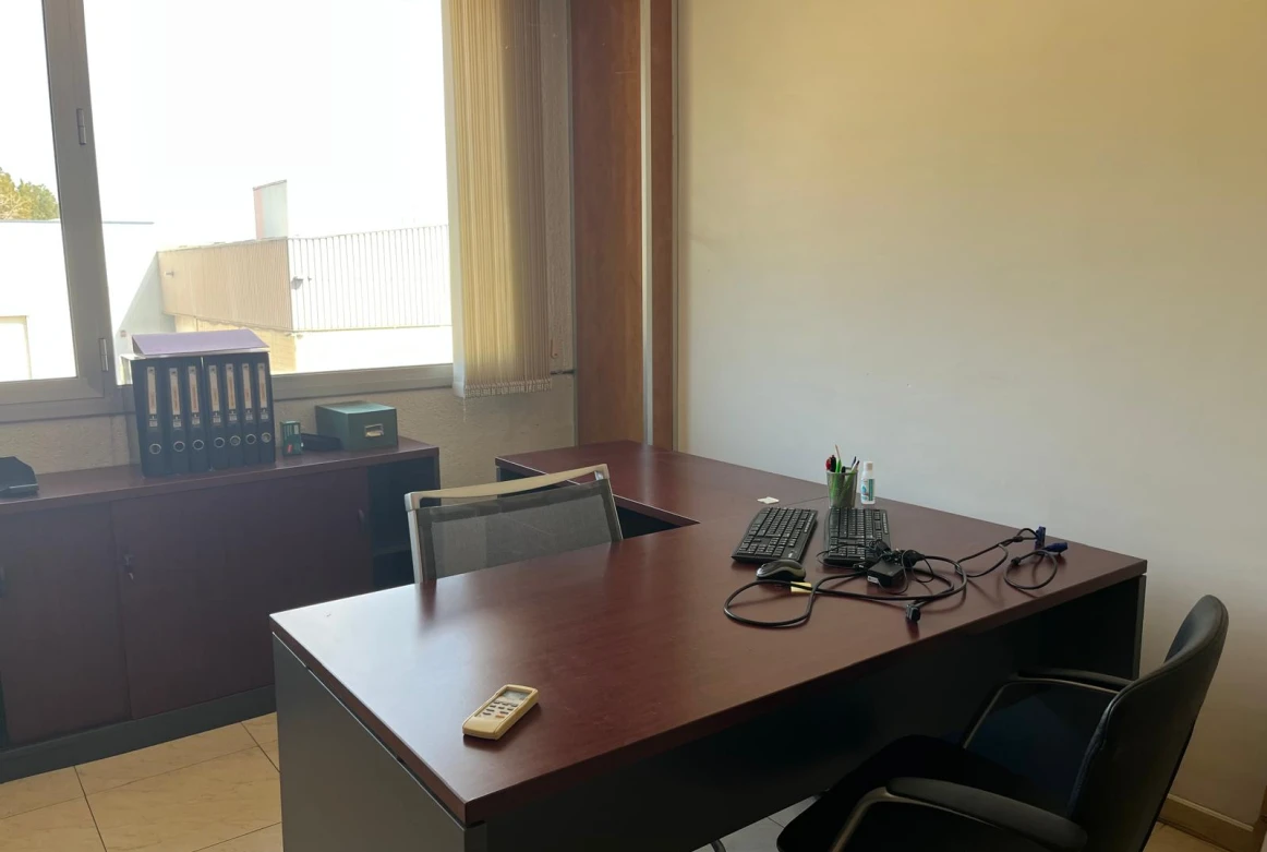 NAVE INDUSTRIAL EN VENTA  EN PALLEJA