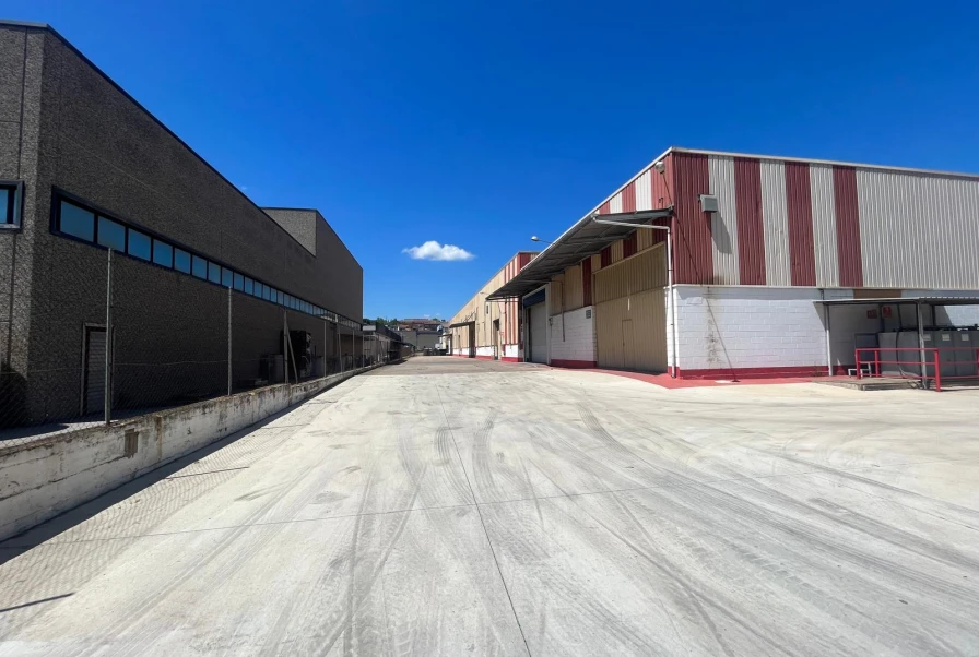 NAVE INDUSTRIAL MONTMELO