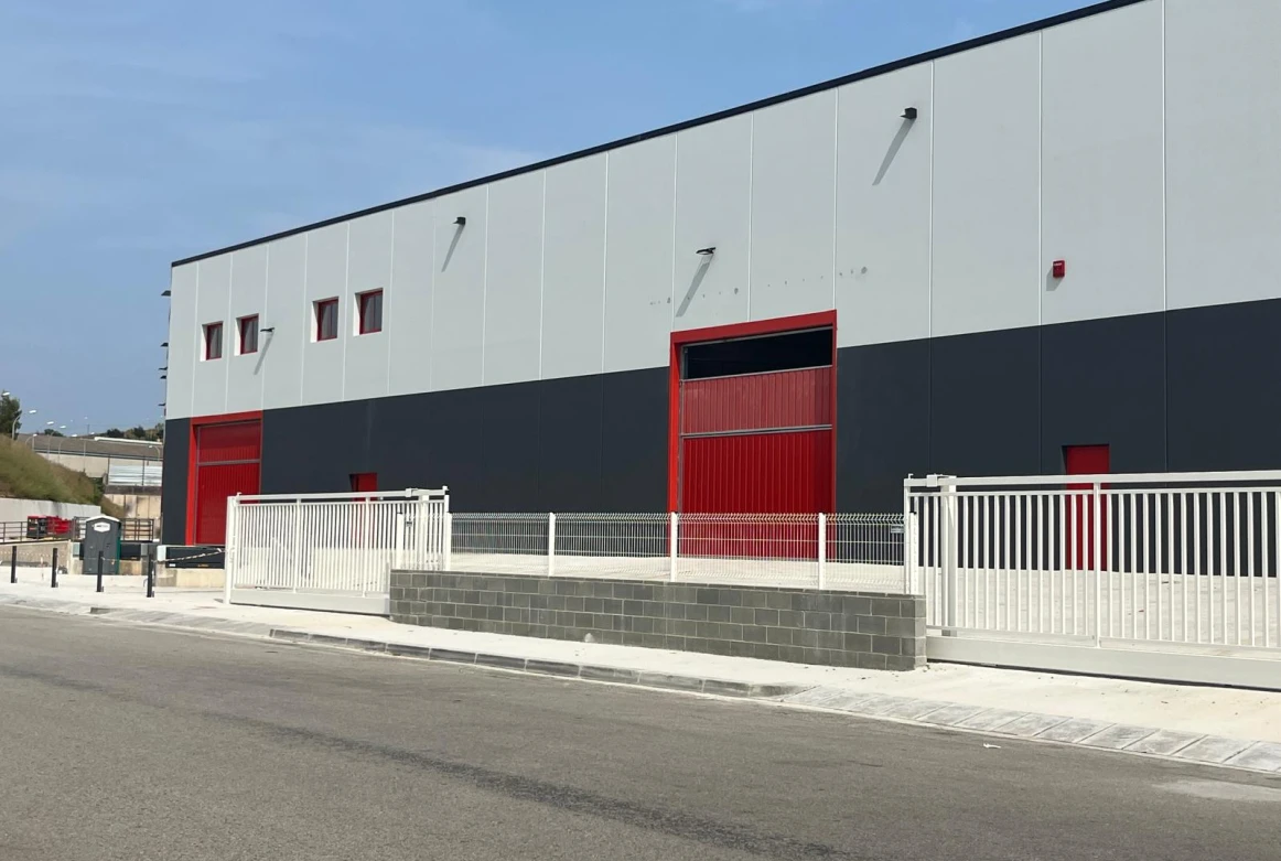 Nave industrial en Montornes del Valles