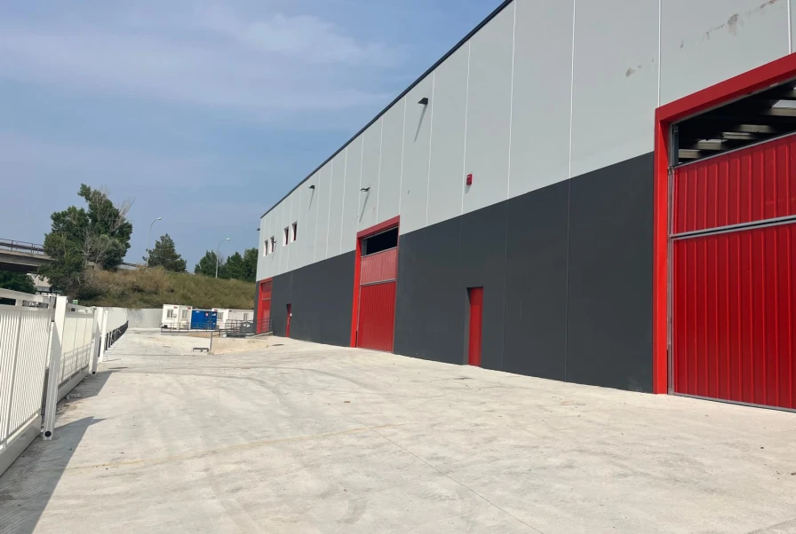 Nave industrial en Montornes del Valles