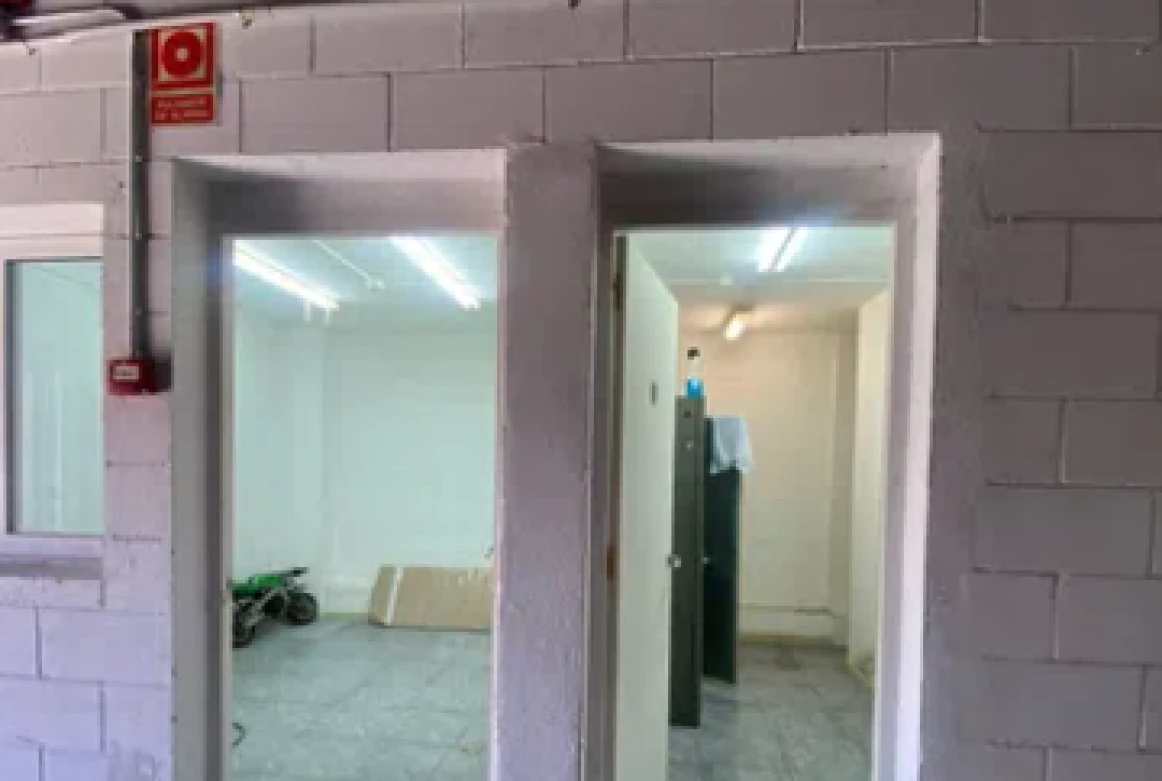 Nave industrial en Santa Perpetua