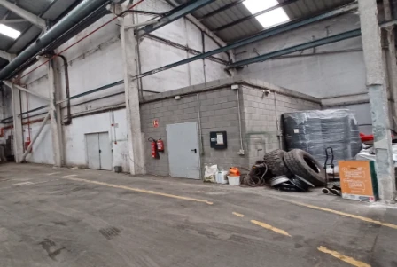 Nave industrial en Sant Adria del Besós