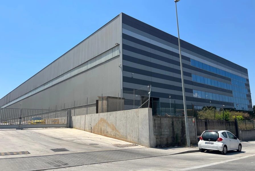 Nave industrial en Parets del Valles