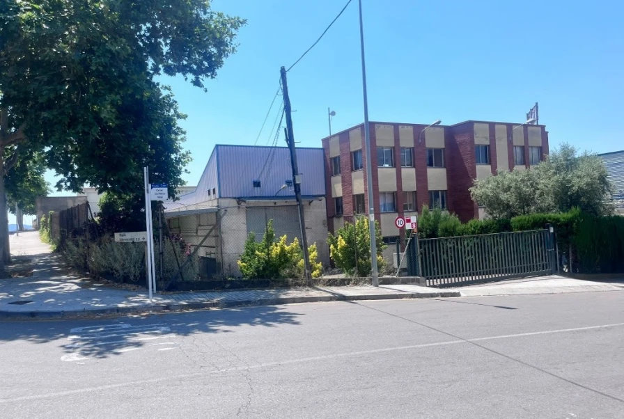 Nave Industrial en Polinyà