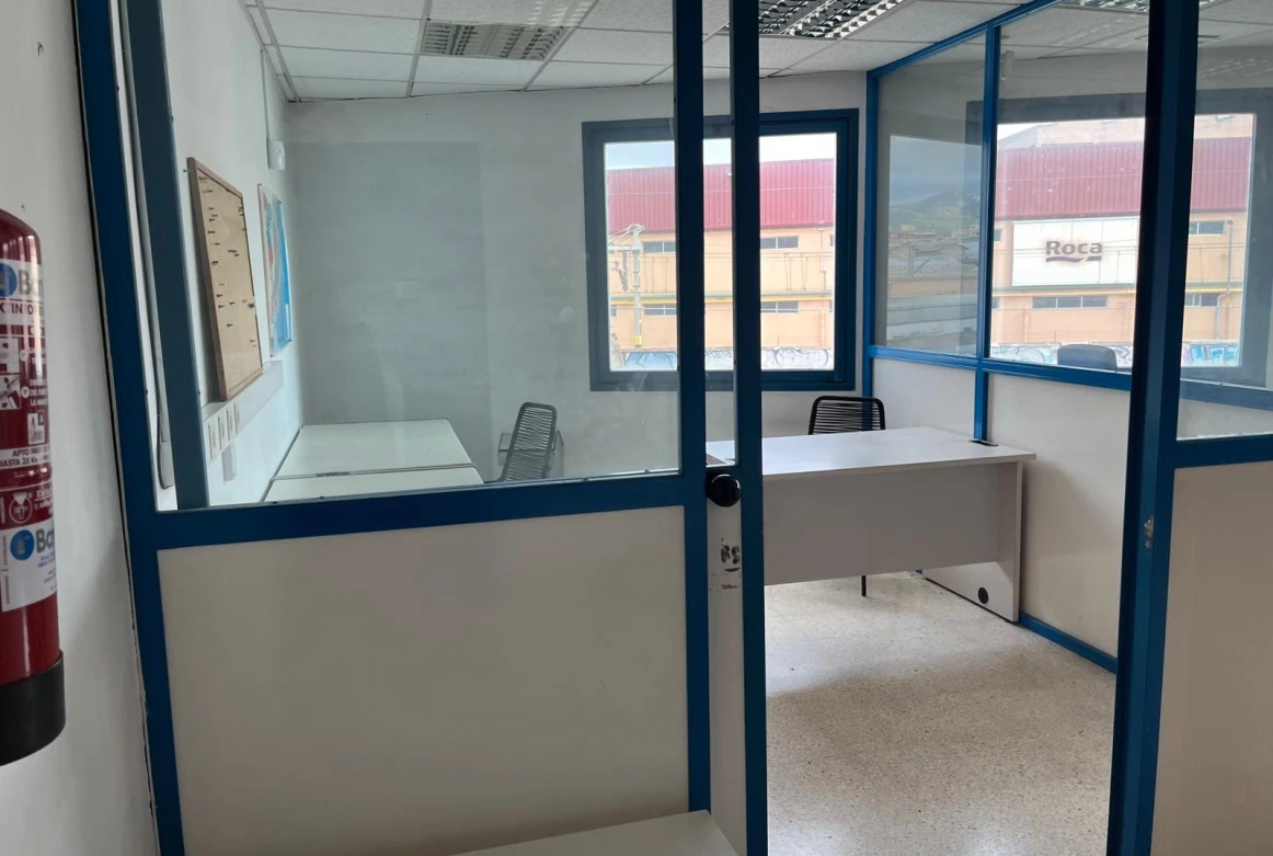 Nave industrial en Viladecans