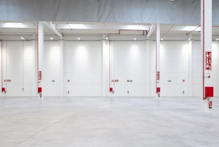 NAVE LOGISTICA CELRA