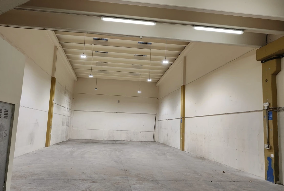 NAVE INDUSTRIAL SANT FELIU DE LLOBREGAT