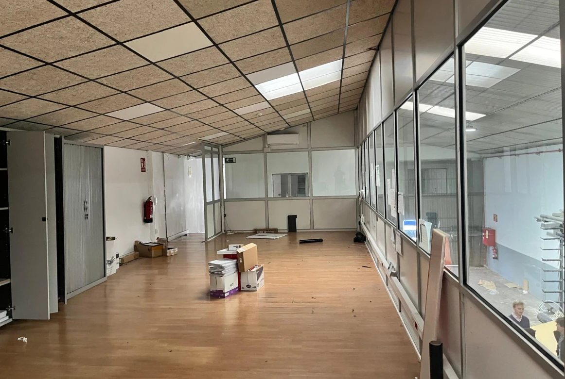 NAVE INDUSTRIAL SANT FELIU DE LLOBREGAT