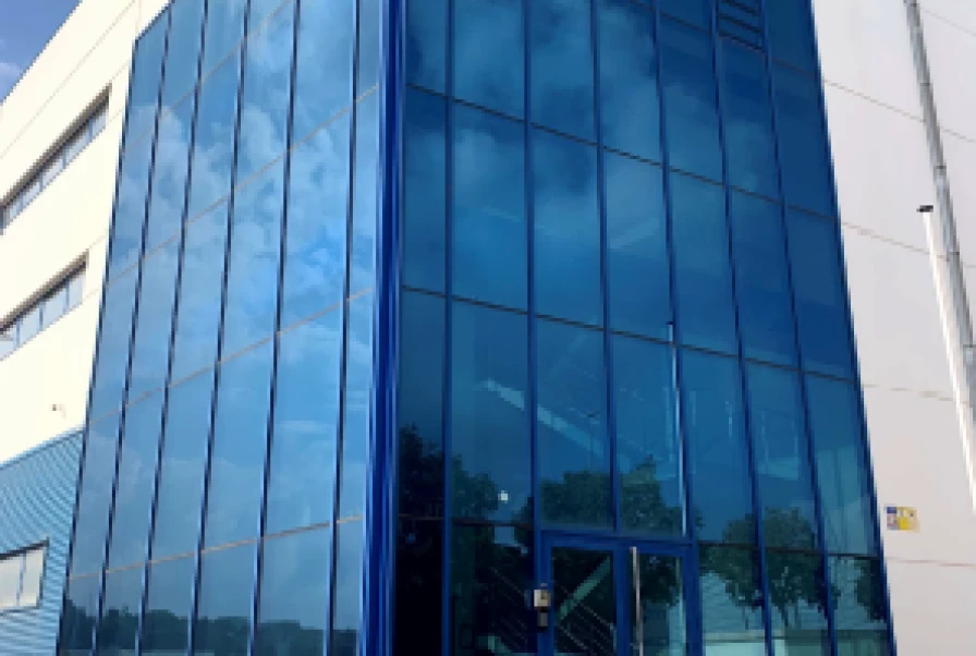 NAVE LOGISTICA GRANOLLERS