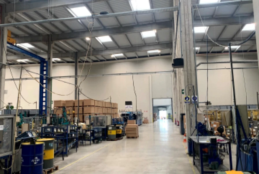 NAVE LOGISTICA GRANOLLERS